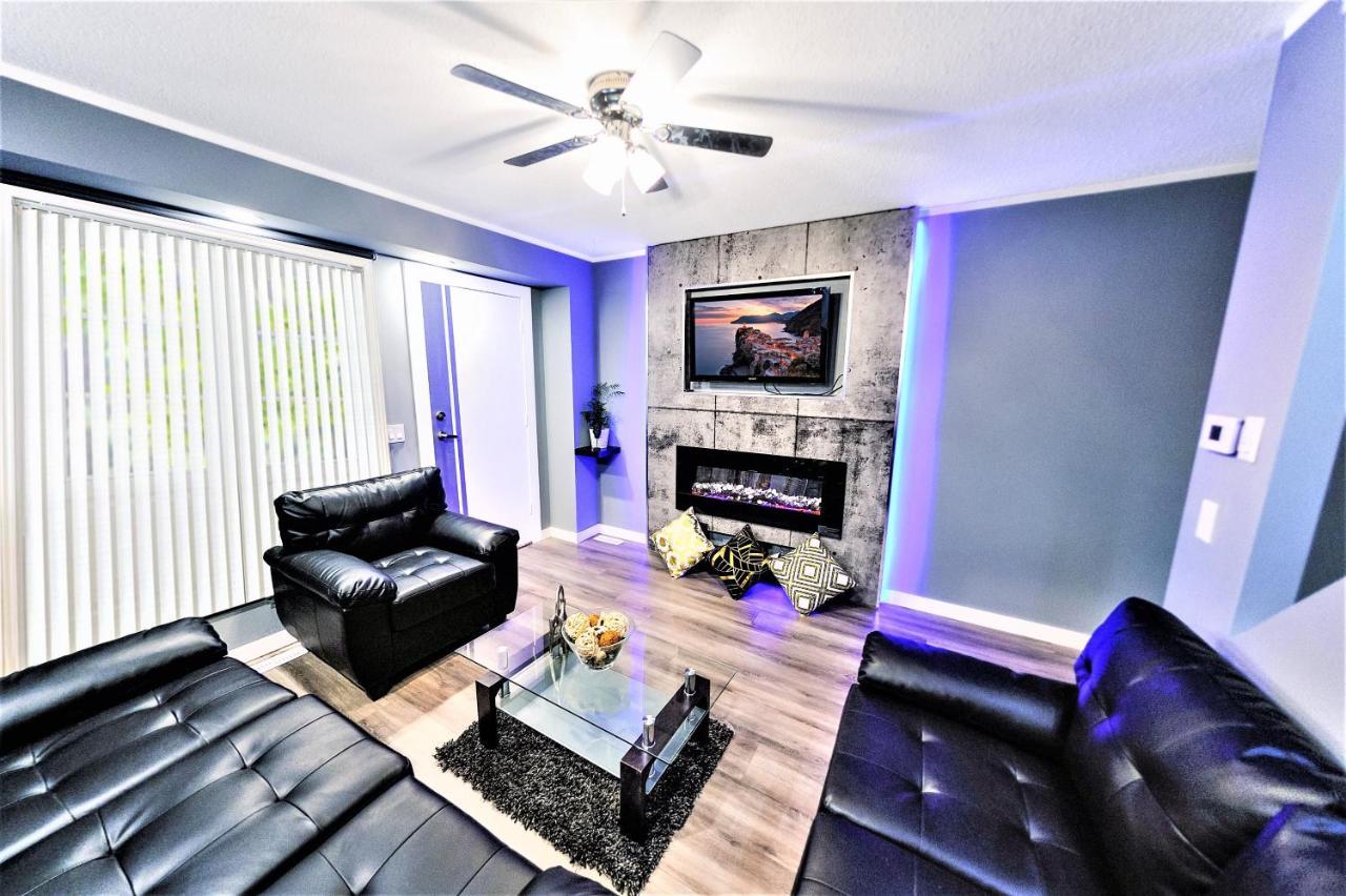 The Modern Spot Villa Winnipeg Exterior photo